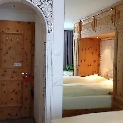 Arte Hotel 3*